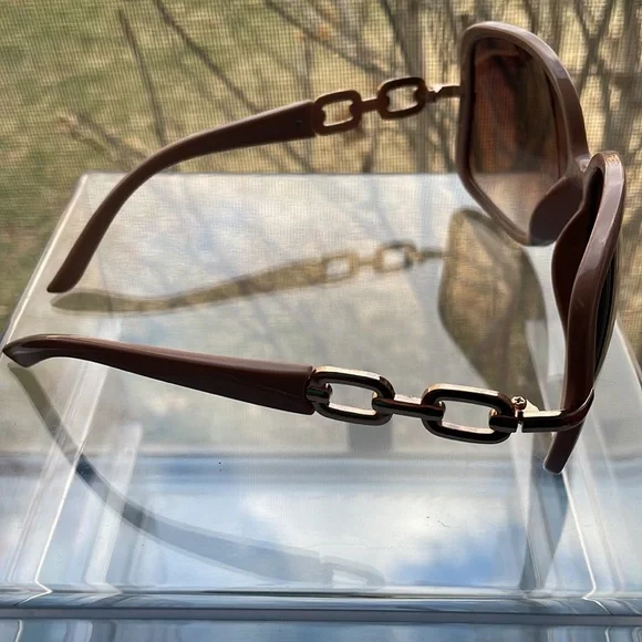 Sunglasses - Picture 6 of 6